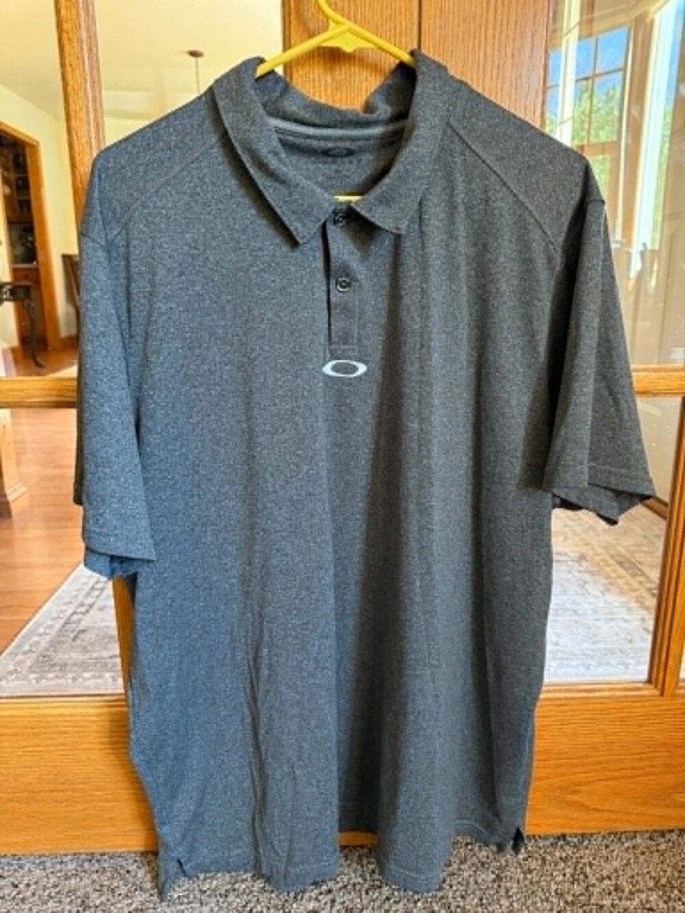 Oakley Men's XL Gray Performance Polo Shirt Golf Athletic Short Sleeve